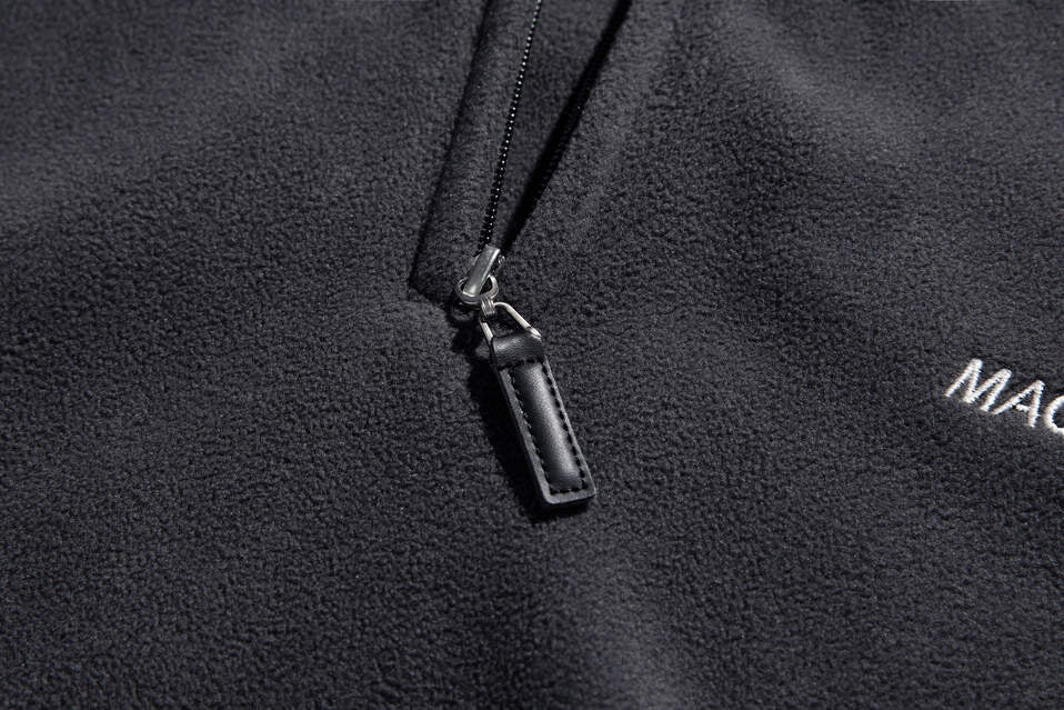 430G Quarter Zip Graphic Pullover Hoodie